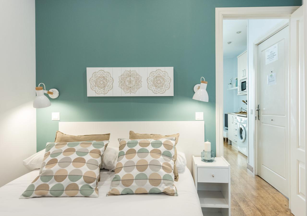 Apartamento Gran Via I Santa Ana Madrid Exterior foto